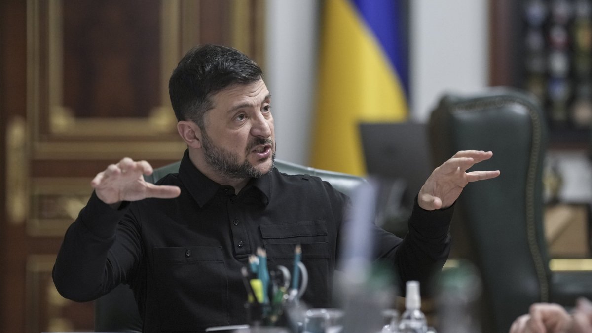 Ukraine looks to contain fallout from $100M energy sector graft