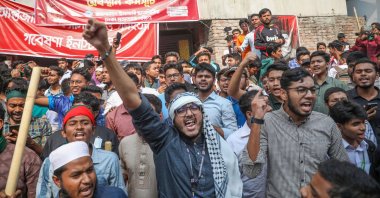Several political parties take part in a demonstration against the Awami League during former Prime Minister Sheikh Hasina’s verdict day announcement in Dhaka, Bangladesh, Nov. 13, 2025. (EPA Photo)