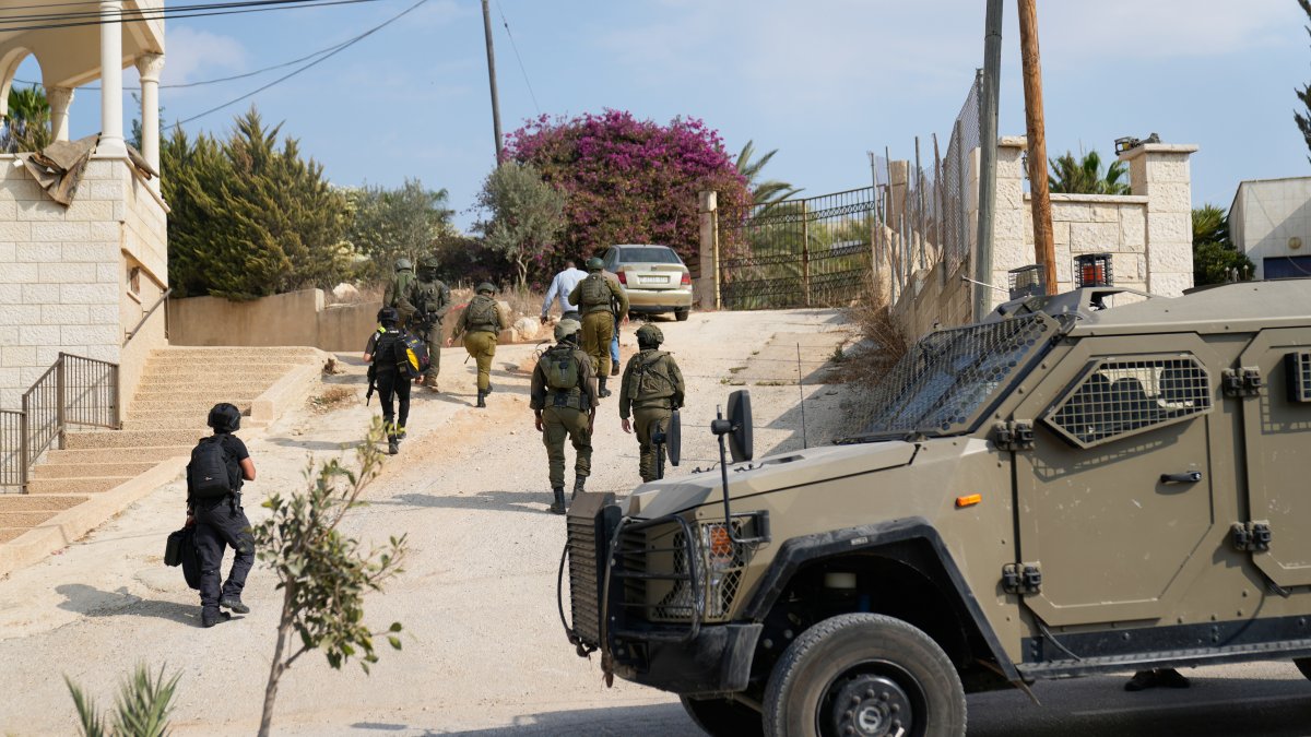 Israeli forces kill 2 Palestinian teens after West Bank mosque arson