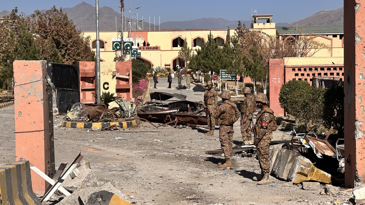 Pakistani soldiers stand guard at the Cadet college that was attacked by suspected militants near the Afghan border in Wana, South Waziristan, Pakistan, Nov. 13, 2025. (EPA Photo)
