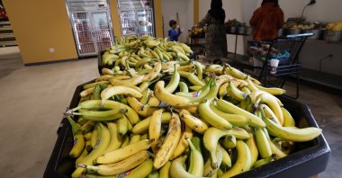 Clients shop at the new Alameda Food Bank facility, designed as a community market to provide a safer, more dignified, and more efficient shopping experience for clients in Alameda, California, U.S., Oct. 31, 2025. (EPA Photo)