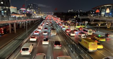 A general view of cars during a rush hour, Istanbul, Türkiye, Nov. 11, 2025. (IHA Photo)