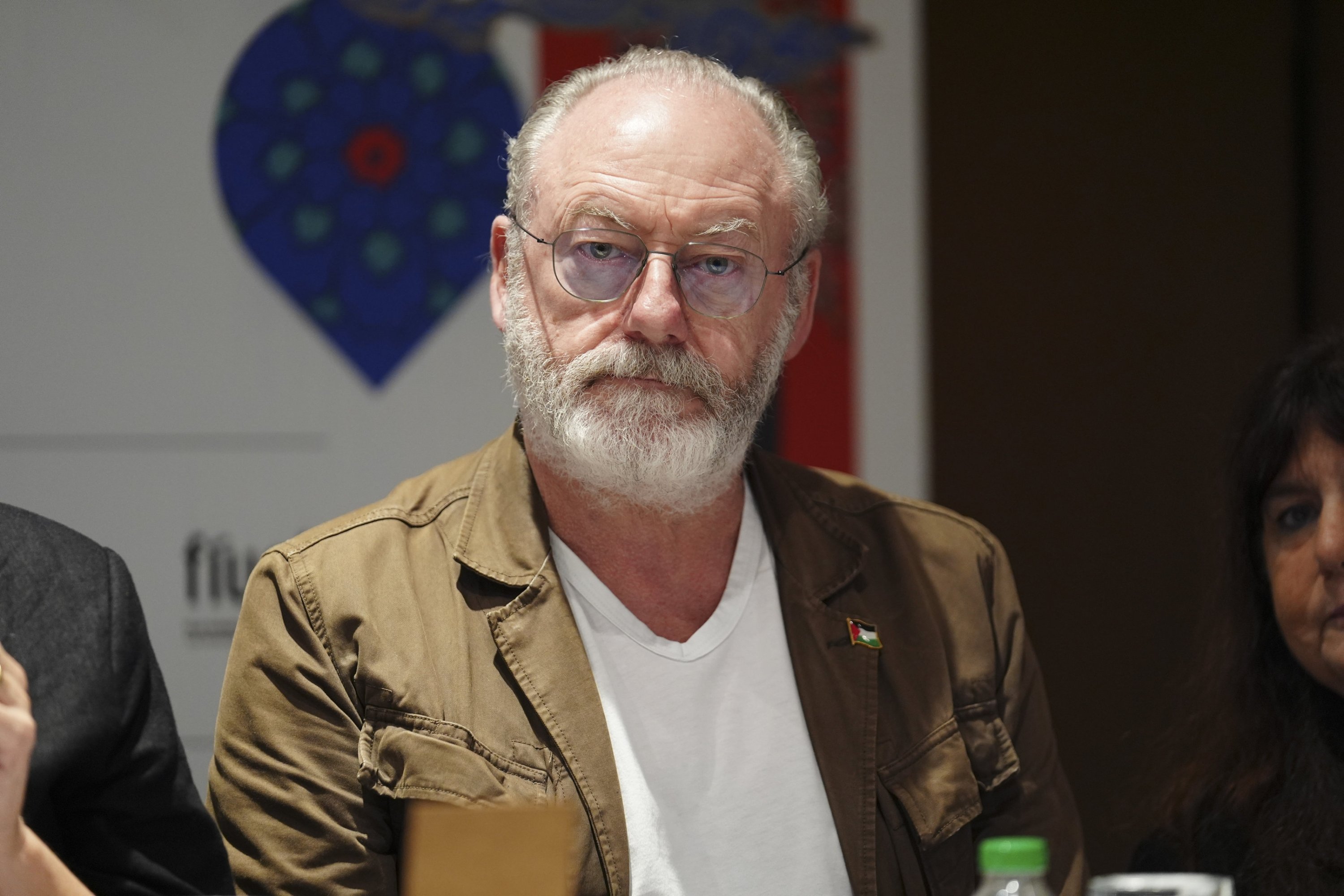 El actor Liam Cunningham asiste al 13º Festival de Cine de Boğaziçi, Estambul, Türkiye, el 8 de noviembre de 2025. (Foto AA)