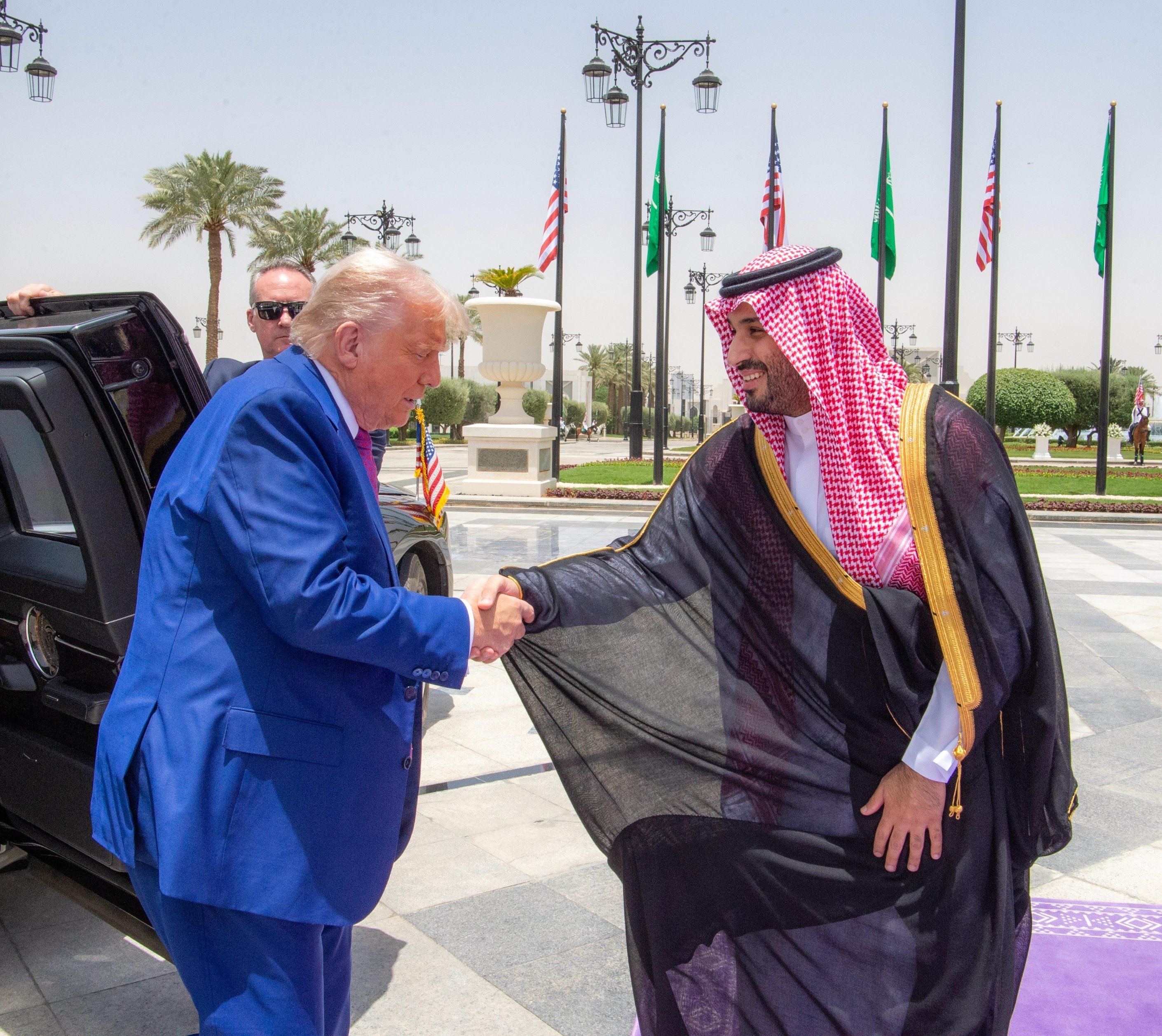 Trump to support sale of  US F-35 jets to Saudi Arabia