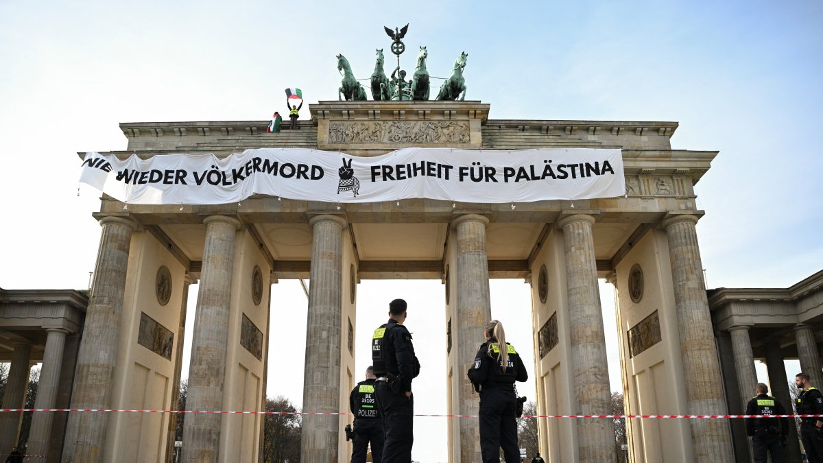 Germany to ease arms export limits to Israel