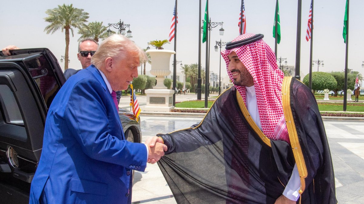 Saudi Crown Prince and Prime Minister Mohammed bin Salman Al Saud (R) welcomes visiting U.S. President Donald Trump in Riyadh, Saudi Arabia, May 13, 2025. (Saudi Press Agency/Handout via Xinhua via DHA)