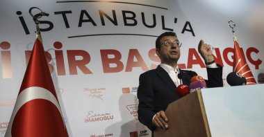 Former mayor of Istanbul Ekrem Imamoğlu speaks at a news conference, Istanbul, Türkiye, April 1, 2019. (AP Photo)