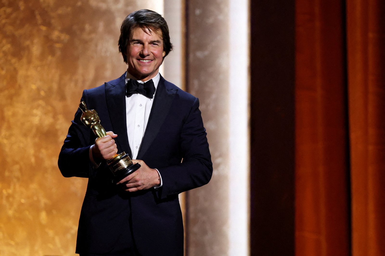 Tom Cruise receives honorary Oscar, calls filmmaking his identity | Daily  Sabah