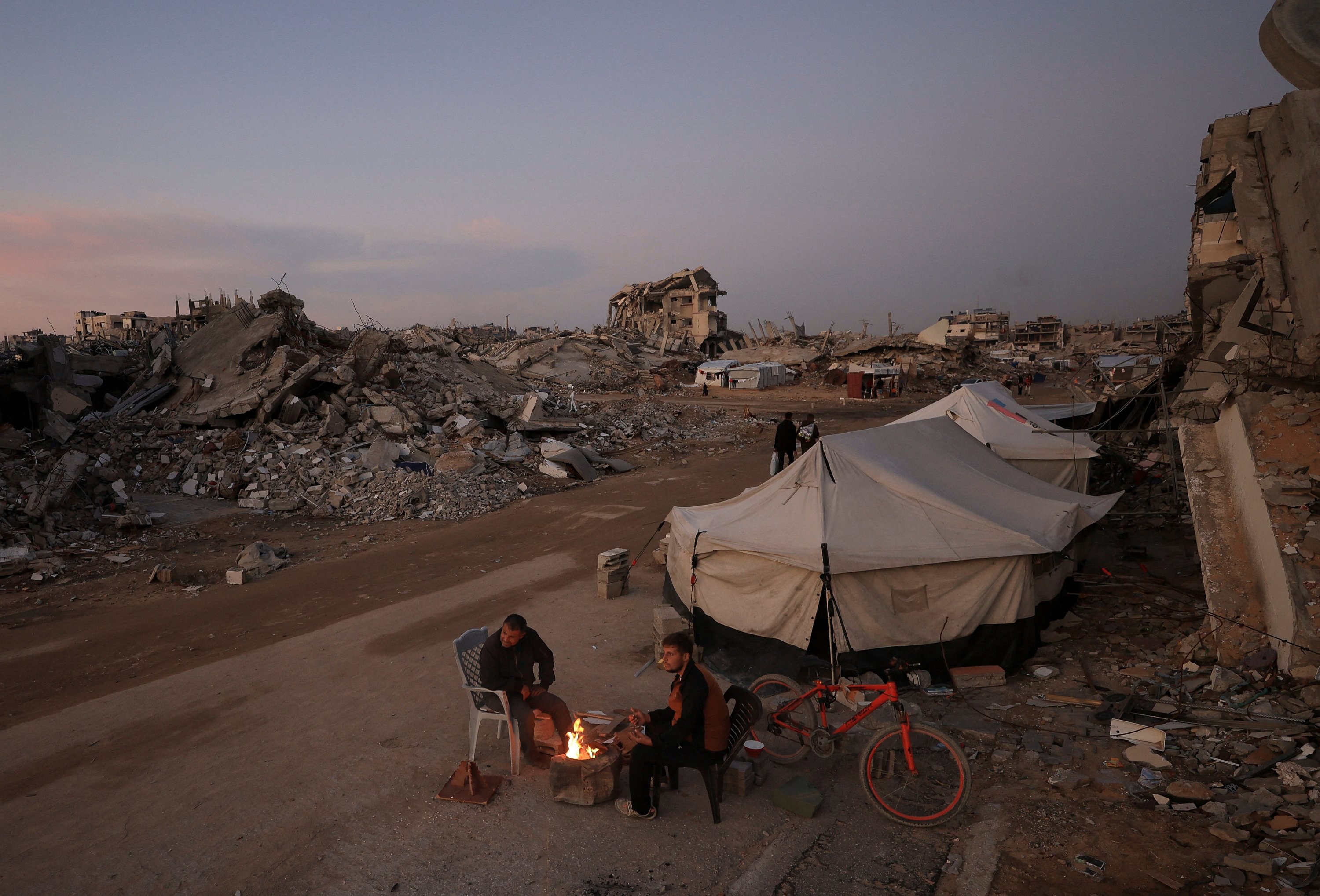 Resolucija Varnostnega sveta ZN o Gazi sprožila mešane odzive in kritike