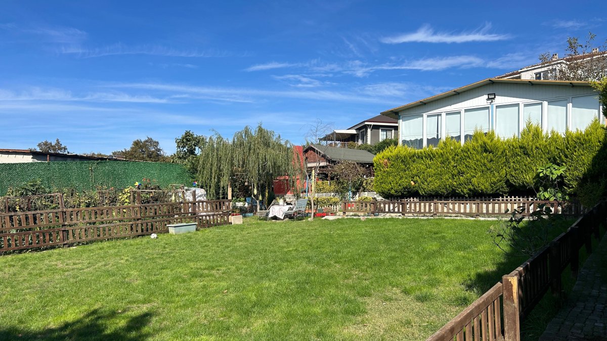 Istanbul residents preserve village life amid metropolitan expansion