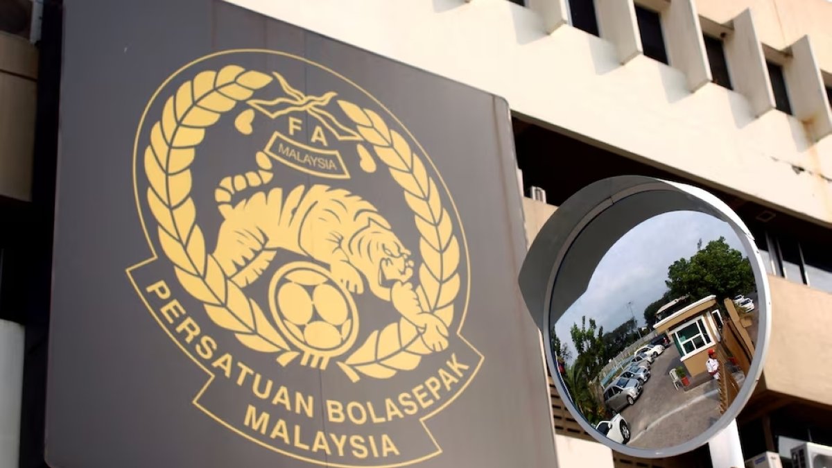 FIFA probes Malaysia after 7 players banned over forged ocuments