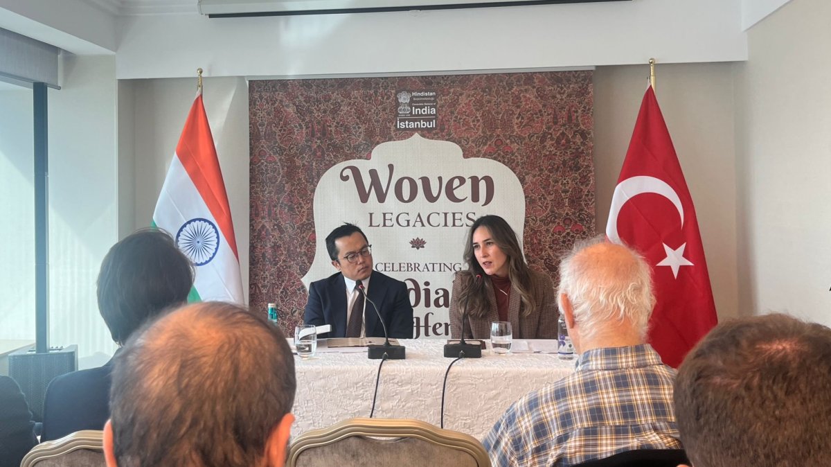 Consul General of India Mijito Vinito and curator Serra Oruç speak during the press briefing, Istanbul, Türkiye, Nov. 19, 2025. (Photo by Betül Tilmaç)