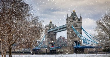 A view of the snow-covered Tower Bridge, London, U.K. (Shutterstock Photo)