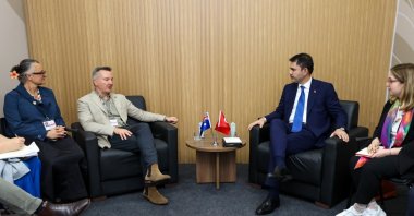 Minister Murat Kurum meets Chris Bowen (R), Australia&#039;s minister for Climate Change and Energy, Belem, Brazil, Nov. 19, 2025. (İHA Photo)