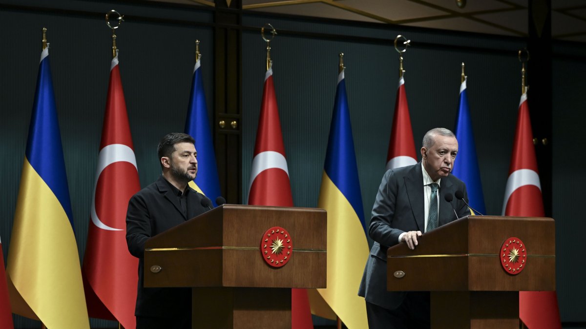 President Recep Tayyip Erdoğan holds a joint news conference with Ukrainian President Volodymyr Zelenskyy at the Presidential Complex, Ankara, Türkiye, Nov. 19, 2025. (AA Photo)