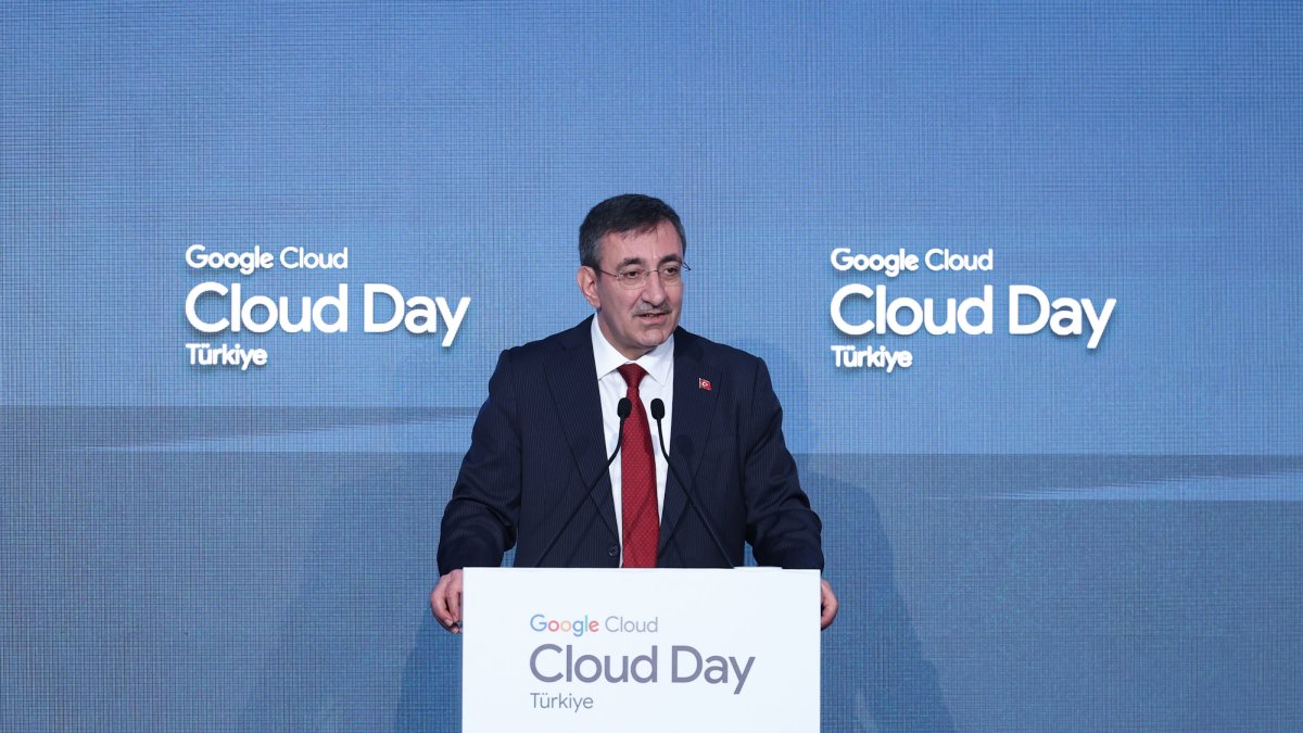 Vice President Cevdet Yılmaz delivers a speech at Google Cloud Day Türkiye event, Istanbul, Türkiye, Nov. 20, 2025. (AA Photo)
