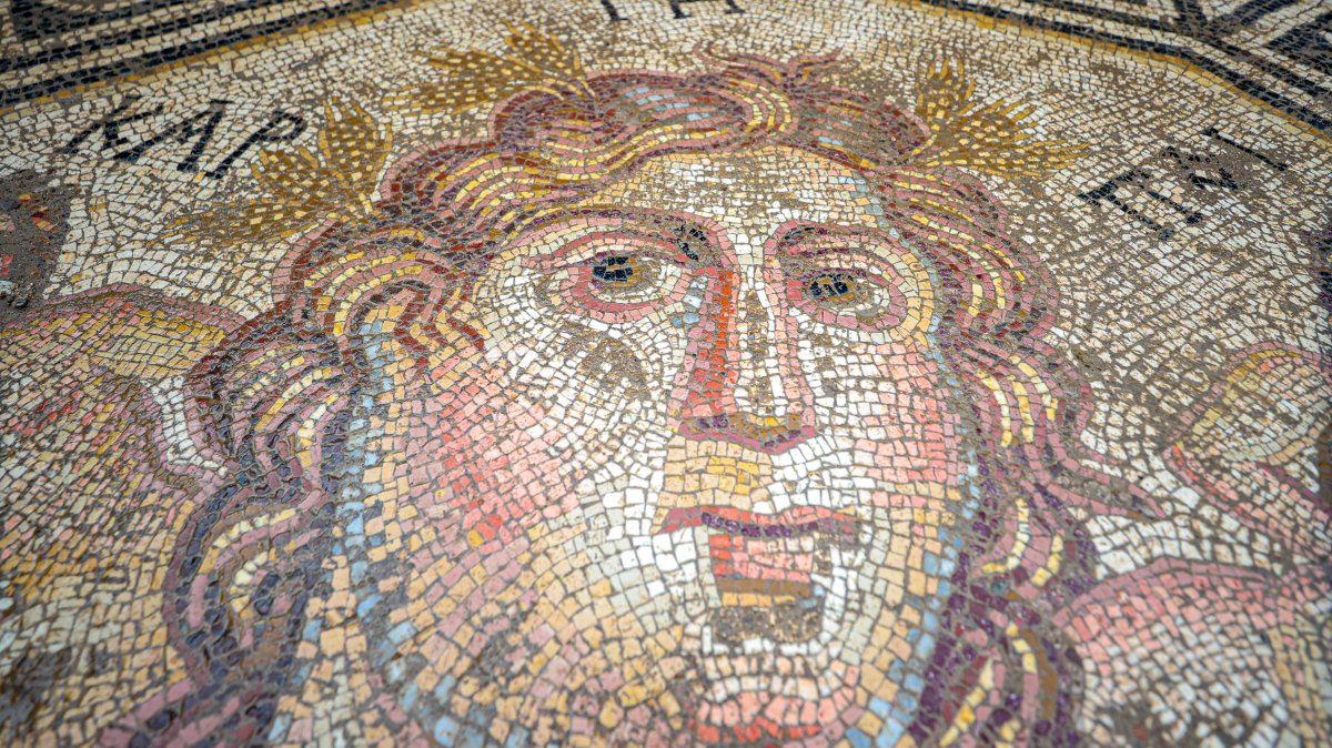 New section of ancient mosaic unearthed in Iznik