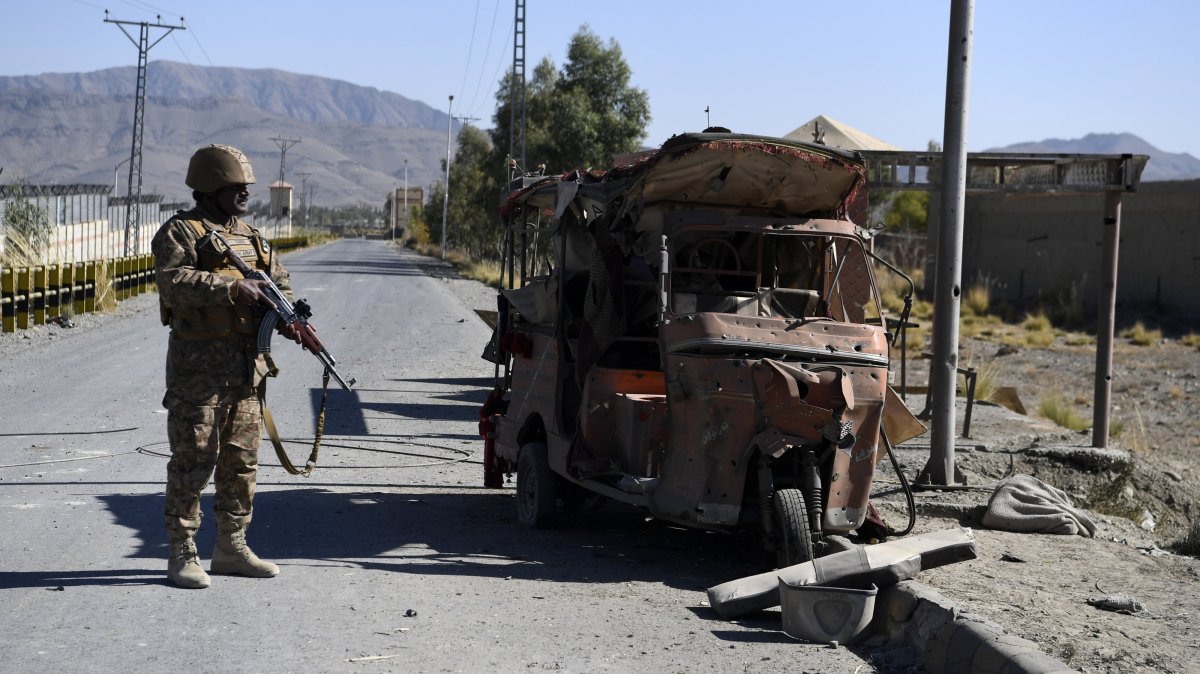 Pakistani soldiers stand guard at Cadet College Wana after an attack by suspected militants near the Pak-Afghan border in Wana, South Waziristan, Pakistan, Nov. 13, 2025. (EPA Photo)