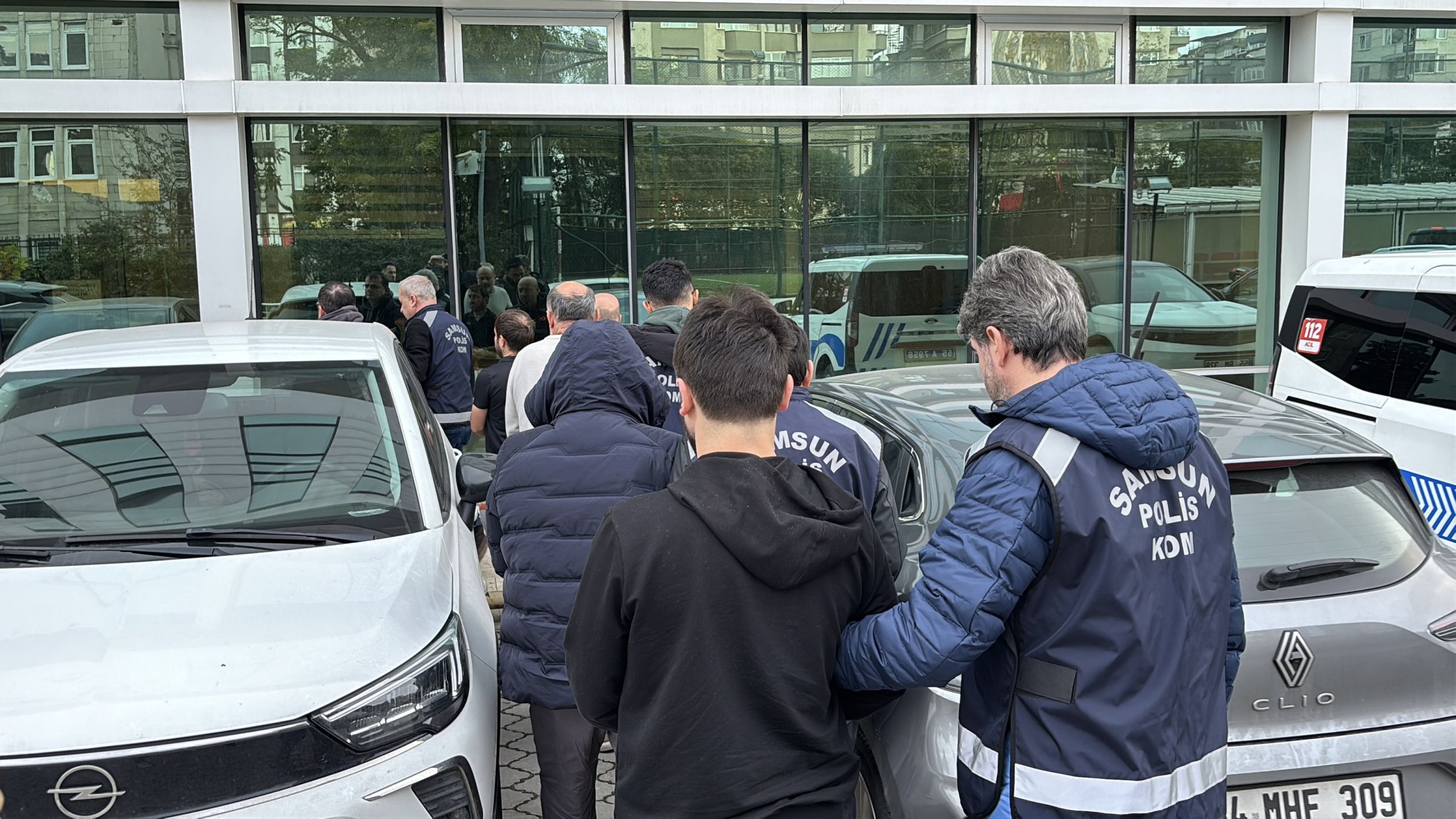 Turkish police arrest 35 FETÖ infiltrators in nationwide sweep