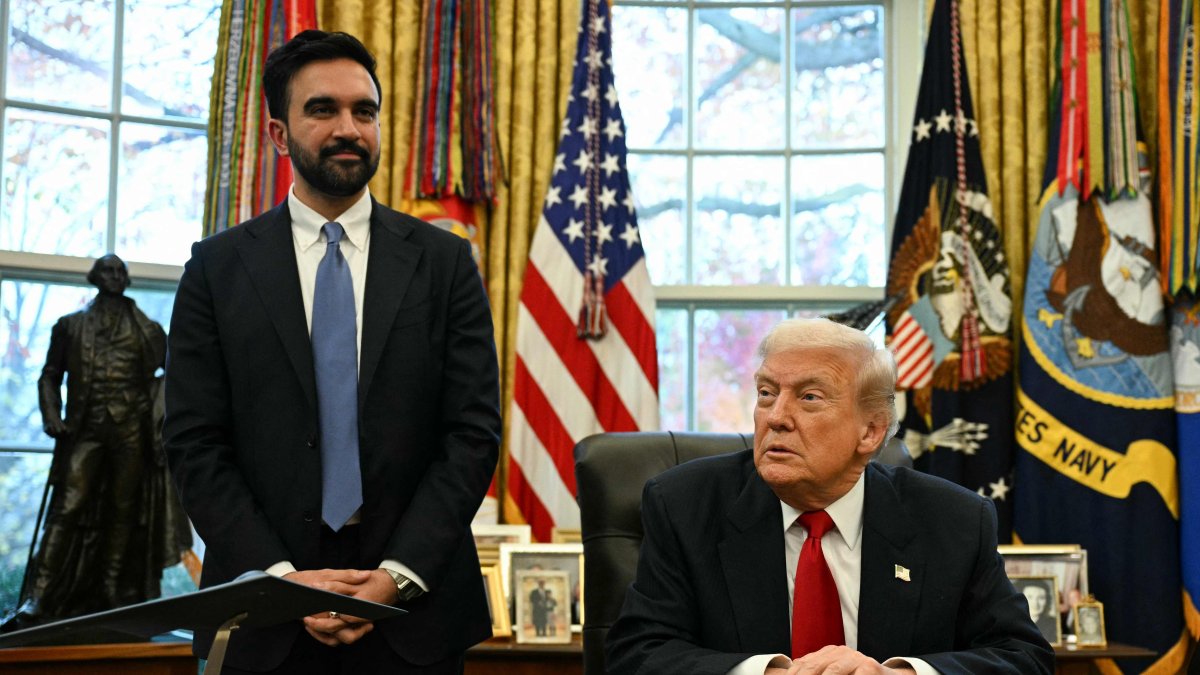 U.S. President Donald Trump meets with New York Mayor-elect Zohran Mamdani in the Oval Office at the White House in Washington, D.C., Nov. 21, 2025. (AFP Photo)