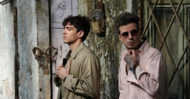 Producer Emrah Karaduman (R) and Mavi Gri soloist Akif Alkan. (Courtesy of Hakan Uç)