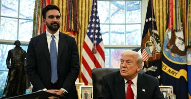 U.S. President Donald Trump meets with New York Mayor-elect Zohran Mamdani in the Oval Office at the White House in Washington, D.C., Nov. 21, 2025. (AFP Photo)