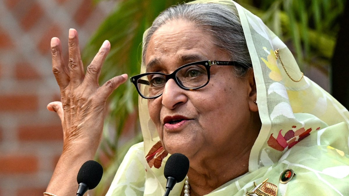 Bangladesh's Prime Minister Sheikh Hasina gestures while speaking to the media, a day after she won the 12th parliamentary elections, in Dhaka, Bangladesh, Jan. 8, 2024. (AFP Photo)