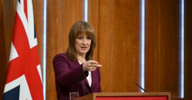 Britain&#039;s Chancellor of the Exchequer Rachel Reeves takes journalists&#039; questions after delivering a speech in the media briefing room of 9 Downing Street, central London, U.K., Nov. 4, 2025. (Reuters Photo)