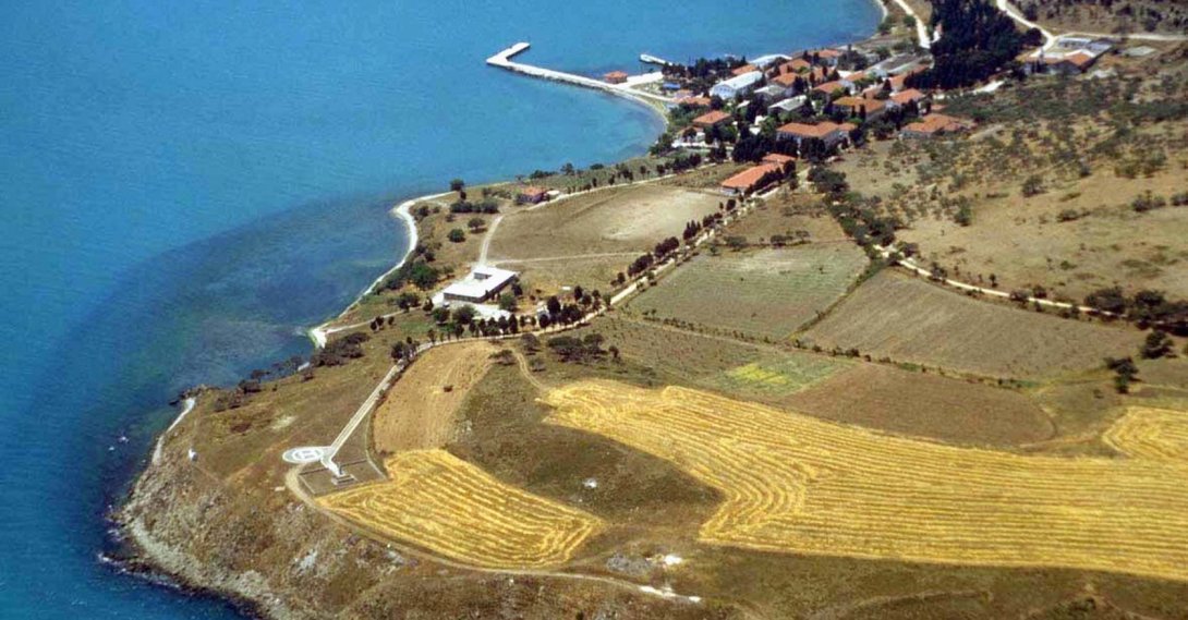 An aerial view of the Imralı island where Abdullah Öcalan is incarcerated, near Istanbul, Türkiye, Feb. 20, 1999. (Reuters Photo)