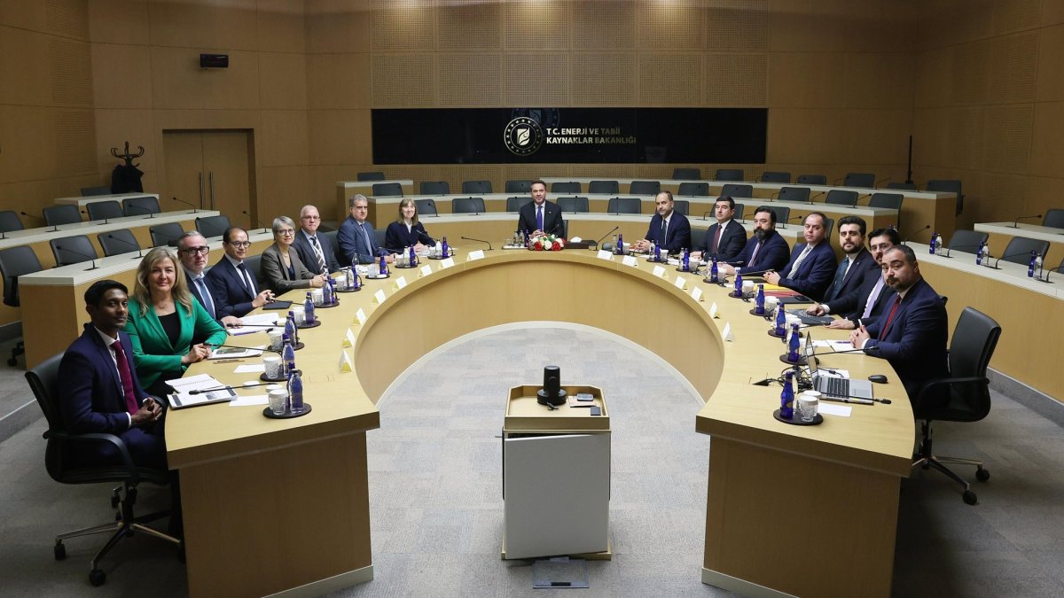 Energy and Natural Resources Minister Alparslan Bayraktar (C) meets with the World Bank delegation led by Antonella Bassani (C-L), the vice president for Europe and Central Asia, Ankara, Türkiye, Nov. 24, 2025.