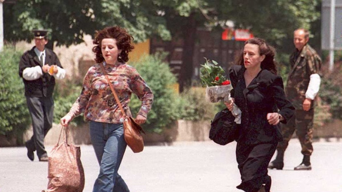 To find the truth behind Sarajevo’s human safari