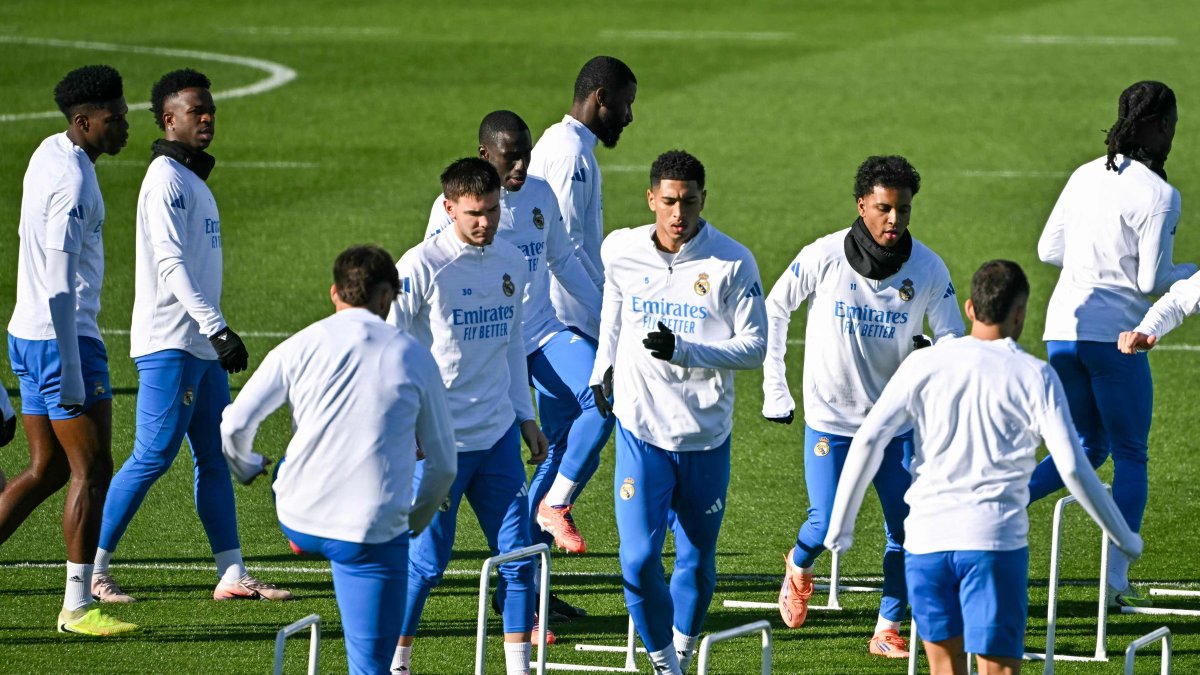 Madrid chase rare Champions League ground as Olympiacos stand firm