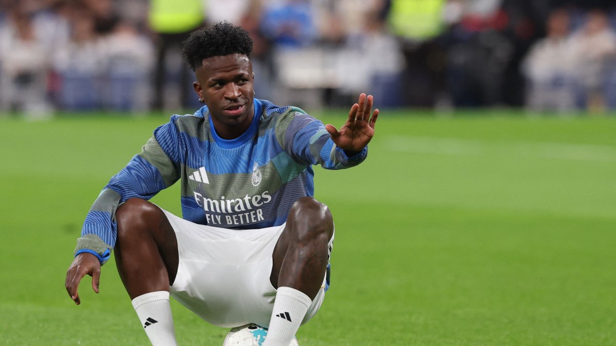 Vinicius halts Madrid contract talks amid rift with Xabi Alonso
