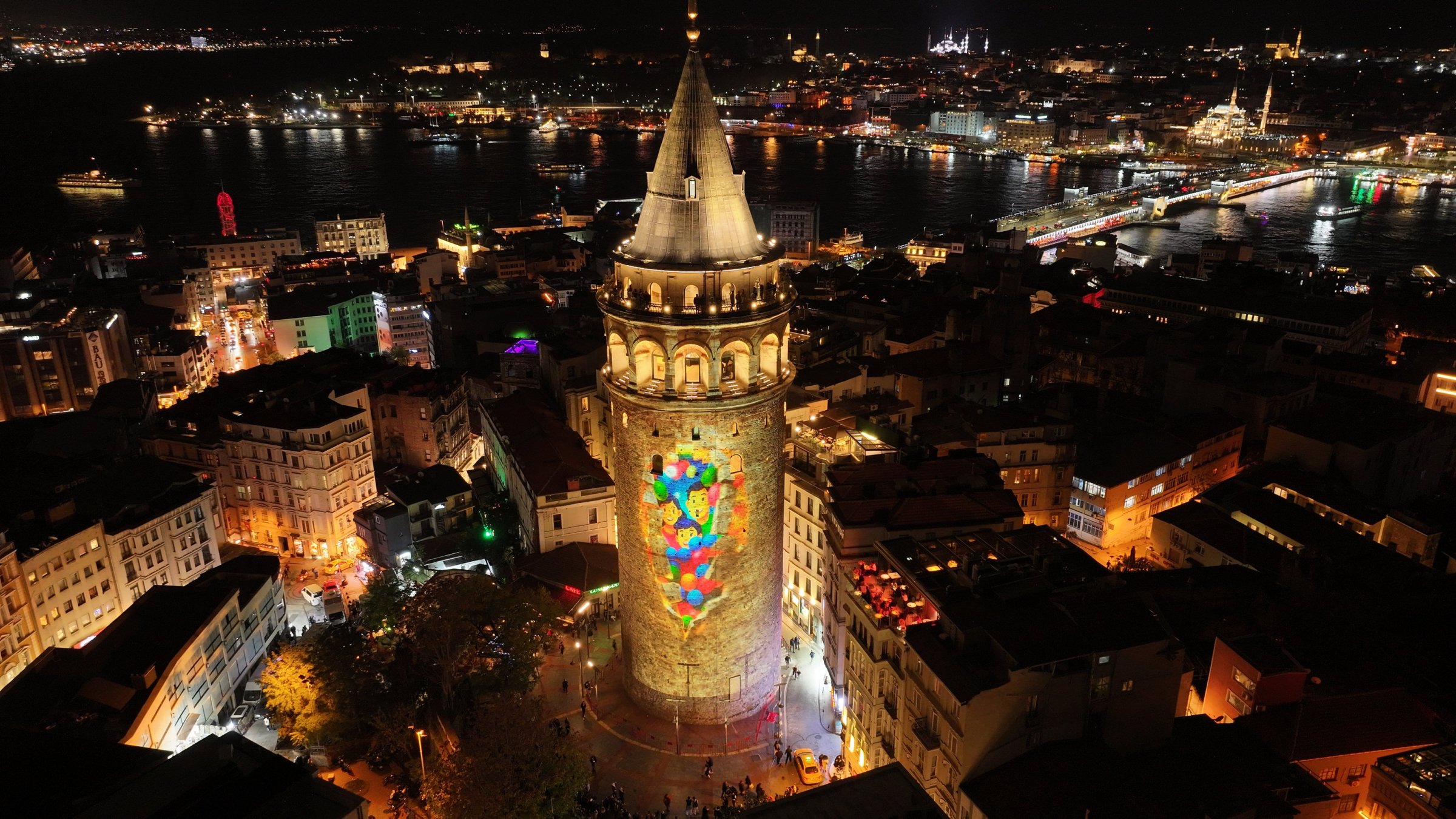 As part of Türkiye E-Commerce Week, the Galata Tower hosted a light-mapping show illustrating the data flows and digital rhythm of modern e-commerce, Istanbul, Türkiye, Nov. 18, 2025. (AA Photo)