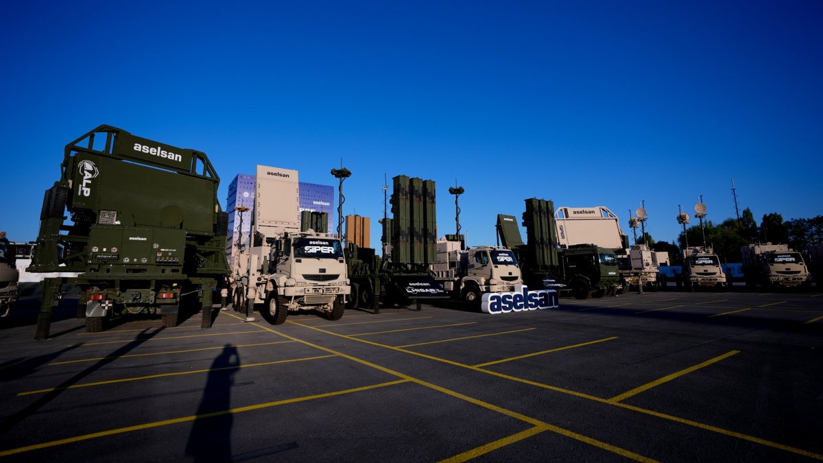 Türkiye unveils $6.5B contracts to bolster 'Steel Dome' air defense system