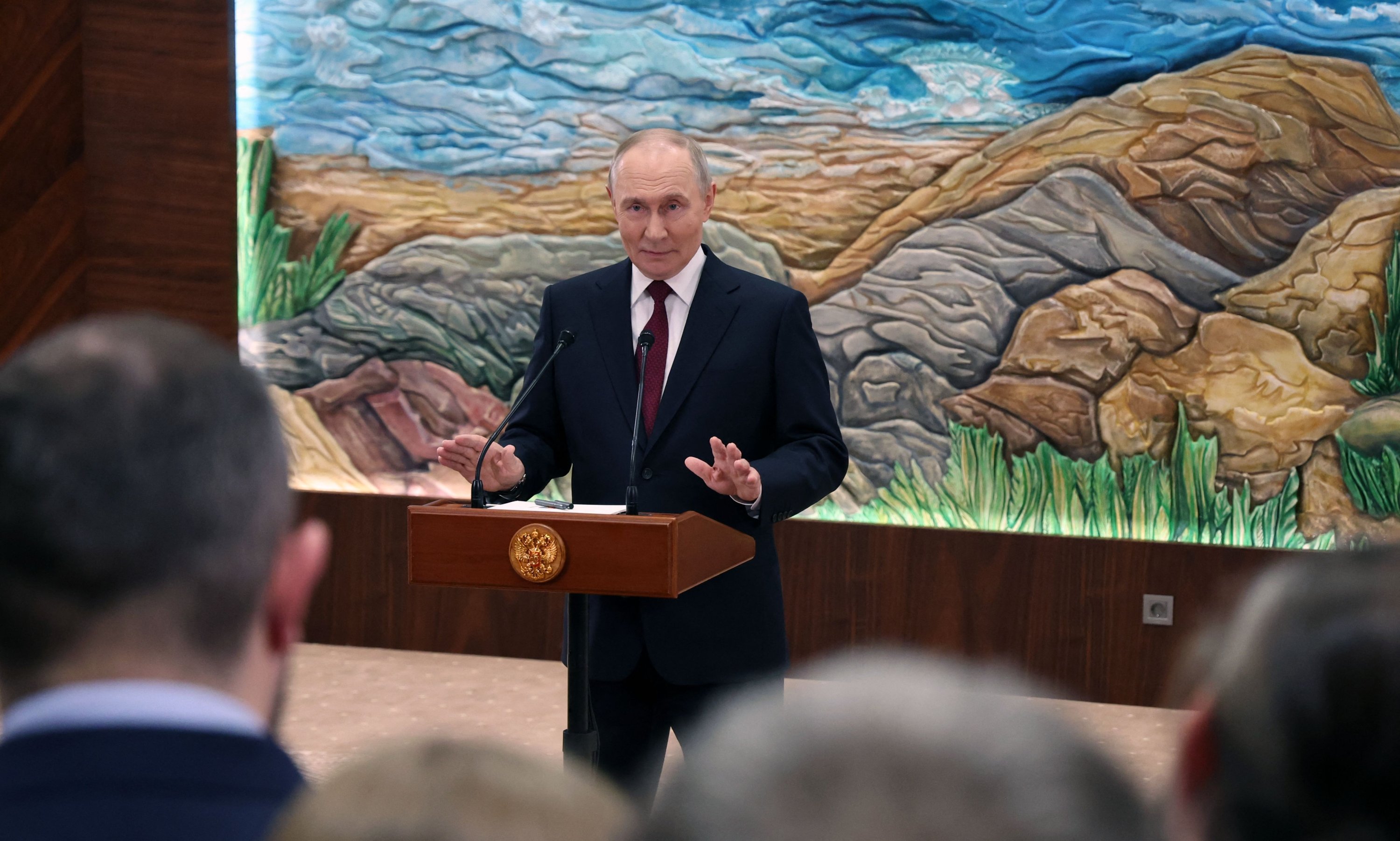 Putin says Russia will end offensive if Ukraine cedes land