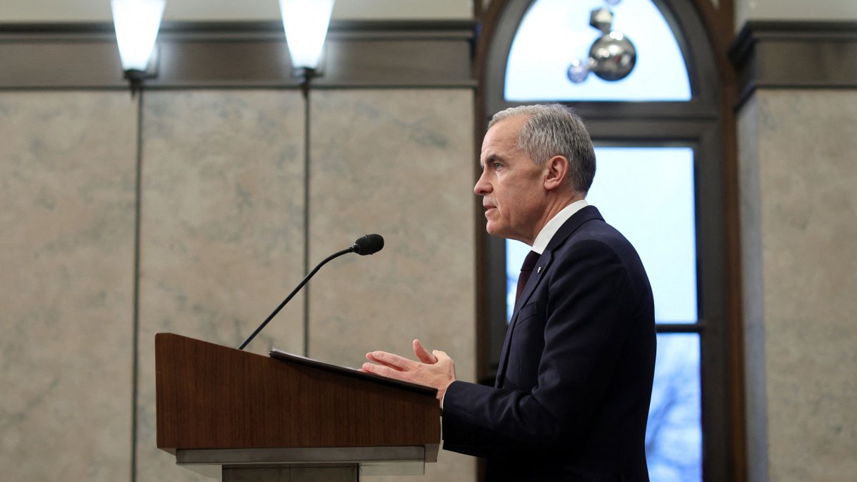 Canada unveils support plan for steel, lumber amid US tariffs