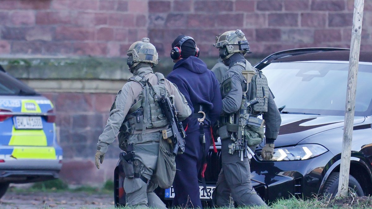 Ukrainian suspect in Nord Stream pipeline blast extradited to Germany