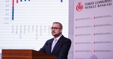 Central Bank of the Republic of Türkiye (CBRT) Governor Fatih Karahan presents a quarterly inflation report, Istanbul, Türkiye, Nov. 7, 2025. (AA Photo)
