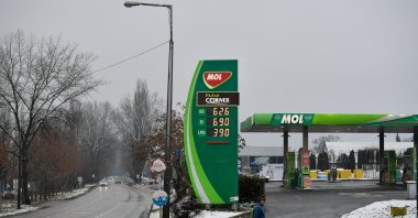Fuel prices are seen on a board at a gas station of Hungarian oil company MOL Group, Esztergom, Hungary, Jan. 21, 2023. (Reuters Photo)