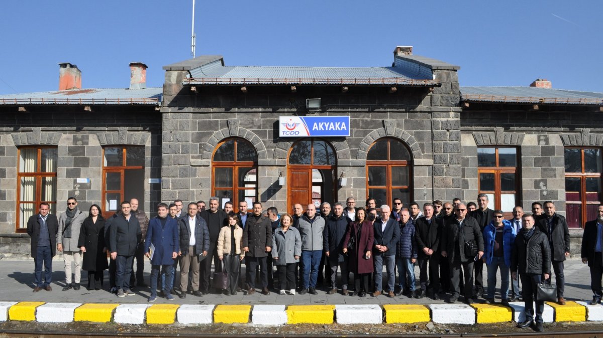 Türkiye, Armenia hold 2nd round of talks on reopening Kars–Gyumri railway