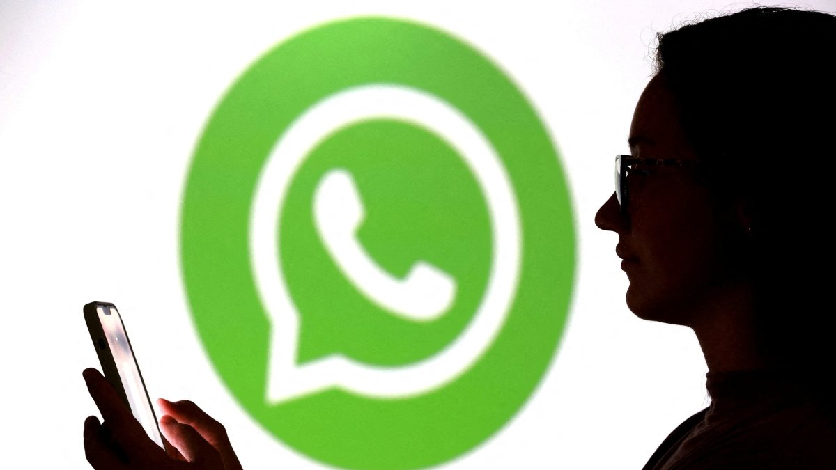 Russia warns WhatsApp could face nationwide ban