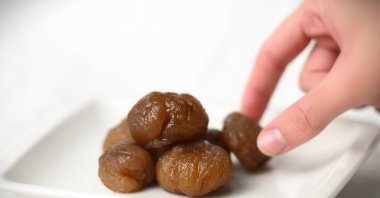 Bursa candied chestnuts receive EU geographical indication registration, Nov. 17, 2025. (İHA Photo)