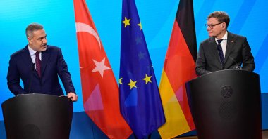 German Foreign Minister Johann Wadephul (R) and Foreign Minister Hakan Fidan attend a joint press conference at the Foreign Ministry, Berlin, Germany, Nov. 28, 2025. (AFP Photo)