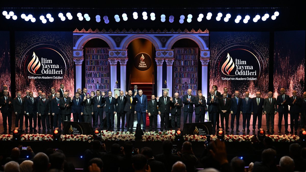Ilim Yayma Awards recognize Türkiye’s top scientific achievements