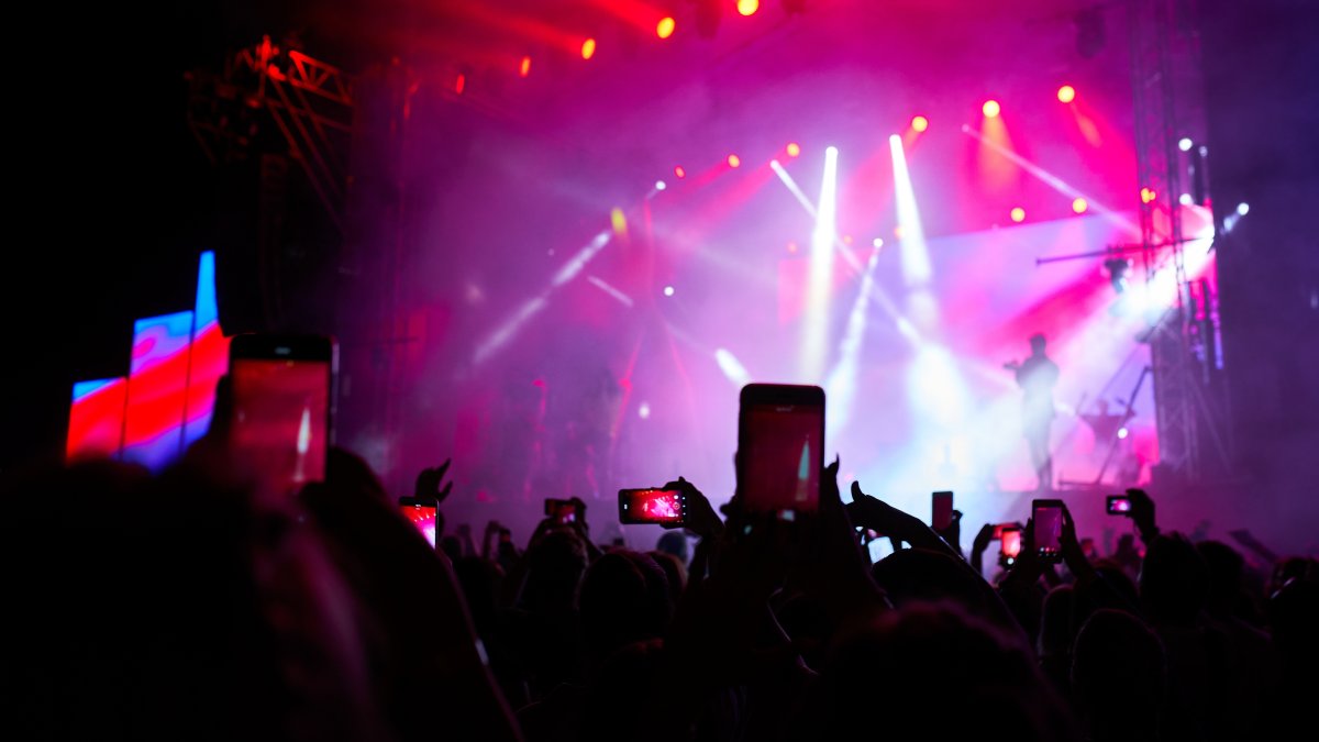 Istanbul rings in 2026 with concerts, club acts, new rap tracks