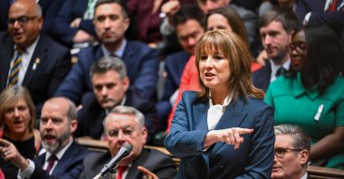 This handout photograph taken and released by the U.K. Parliament&#039;s House of Commons shows Britain&#039;s Chancellor of the Exchequer Rachel Reeves (R) speaking in the House of Commons in London as the government delivered its annual budget, London, U.K., Nov. 26, 2025. (AFP Photo)