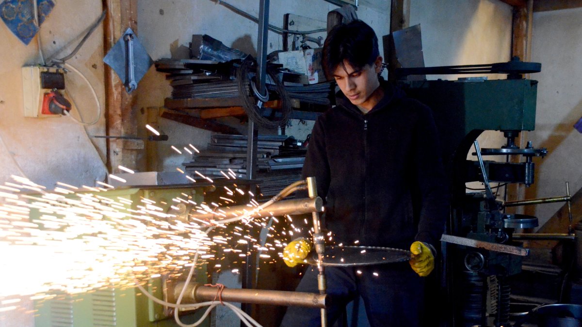 Sign of recovery as Turkish factory activity reaches 9-month high