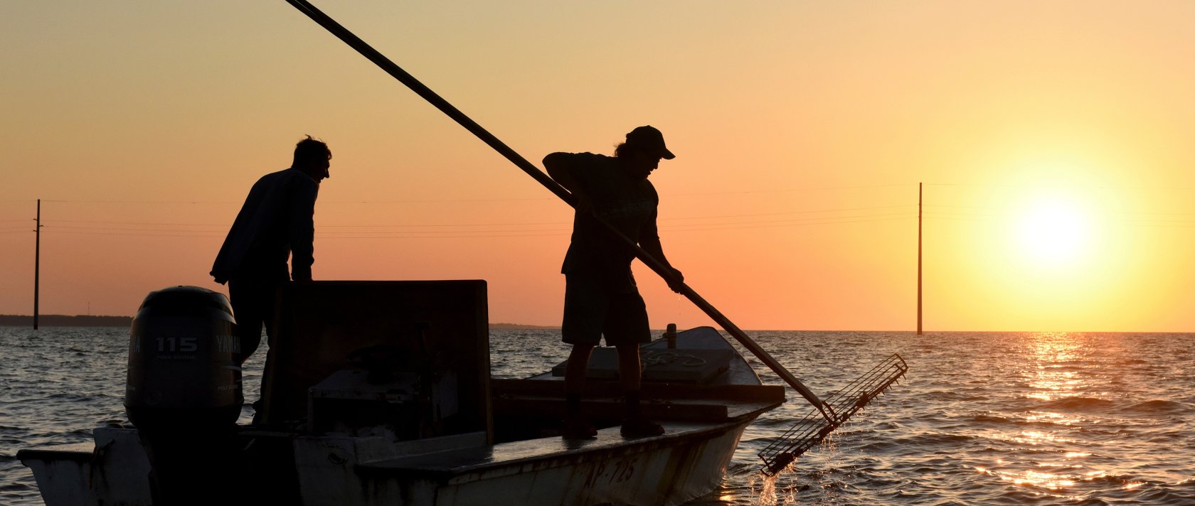 The work day begins early for oyster harvesters in the Florida panhandle&#039;s Apalachicola Bay, U.S., May 25, 2016. (AP Photo)