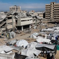 A general view of a camp for displaced Palestinians at the Islamic University during the resumption of classes during a cease-fire between Israel and Hamas in Gaza City, Dec. 2, 2025. (AFP Photo)